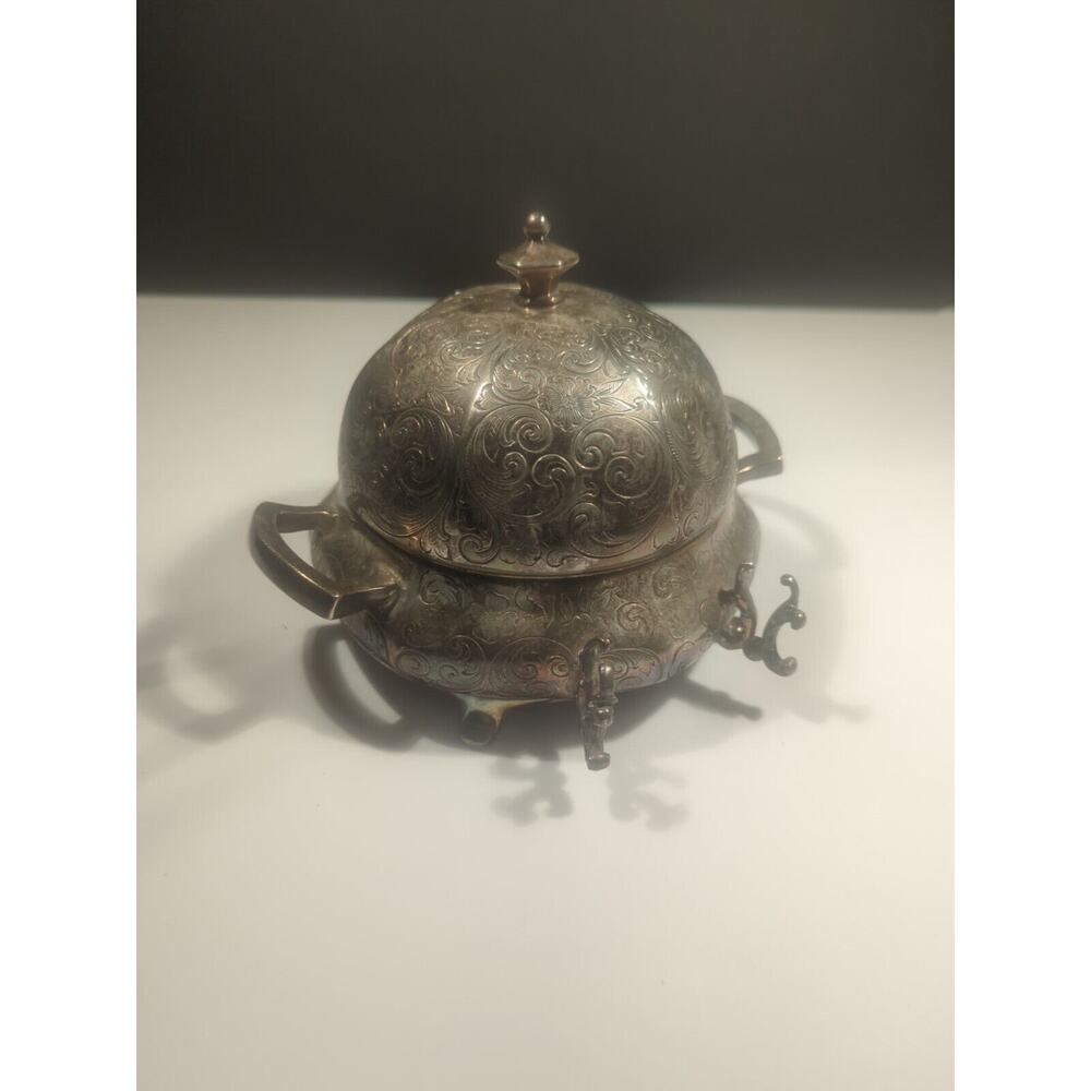 ANTIQUE FORBES SILVER CO QUADRUPLE PLATE BUTTER DISH #235